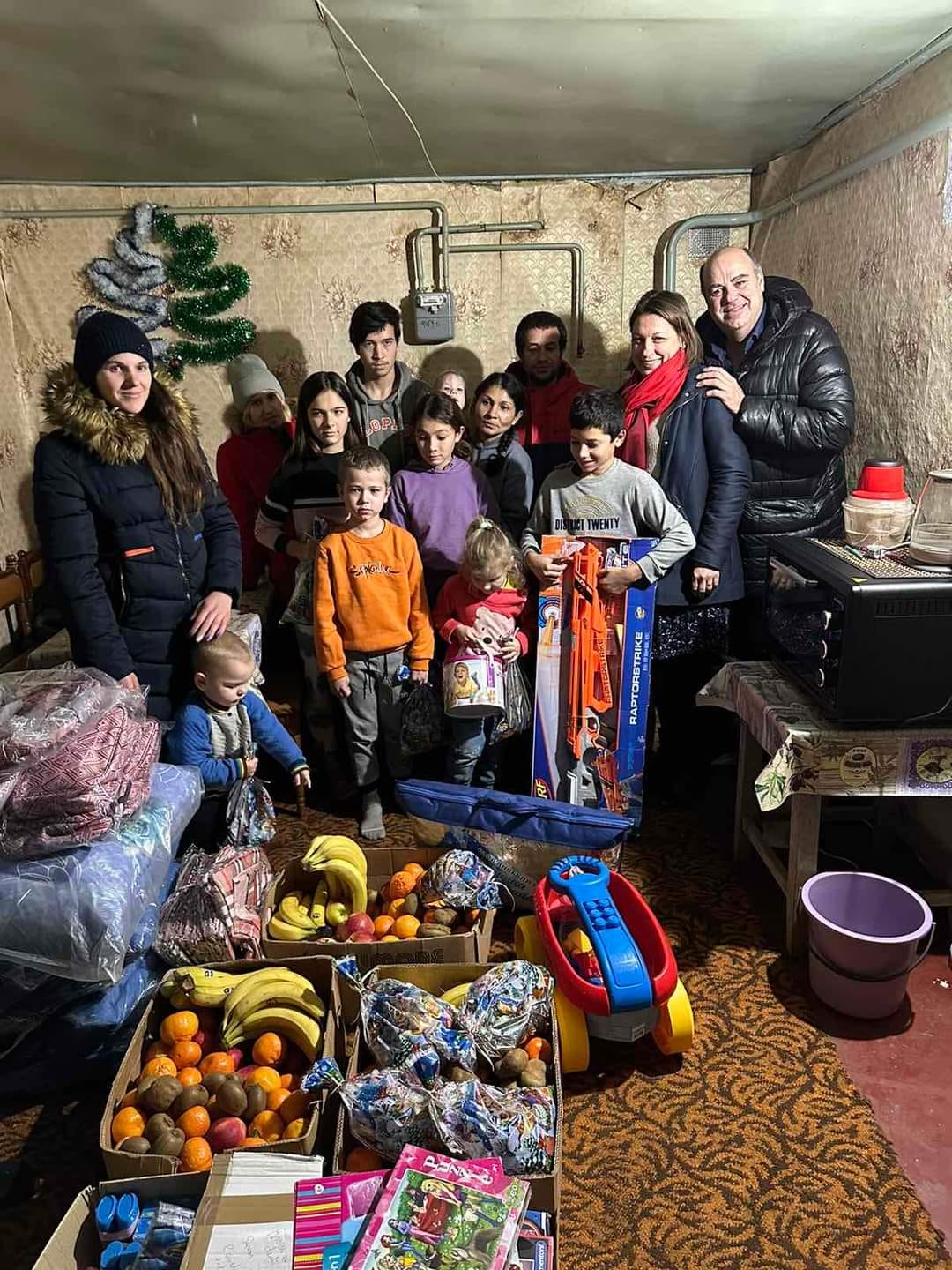 UKRAINE : Distribution de colis alimentaire à Ivanovka